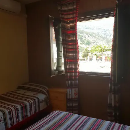 Hostal Pampaneira